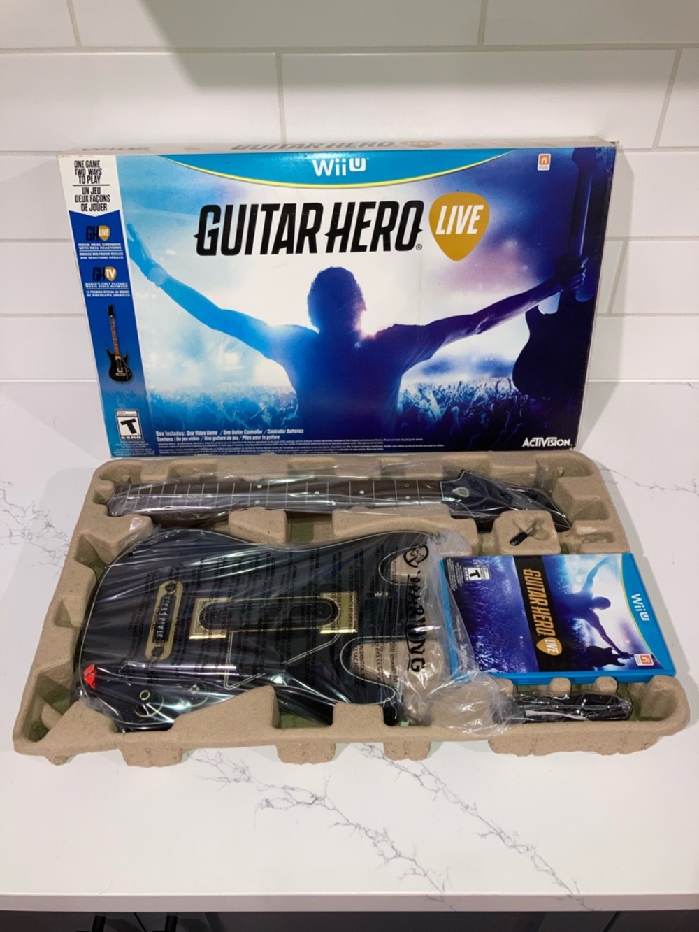 Guitar Hero Live Wii U Bundle - Black Guitar + Game CD